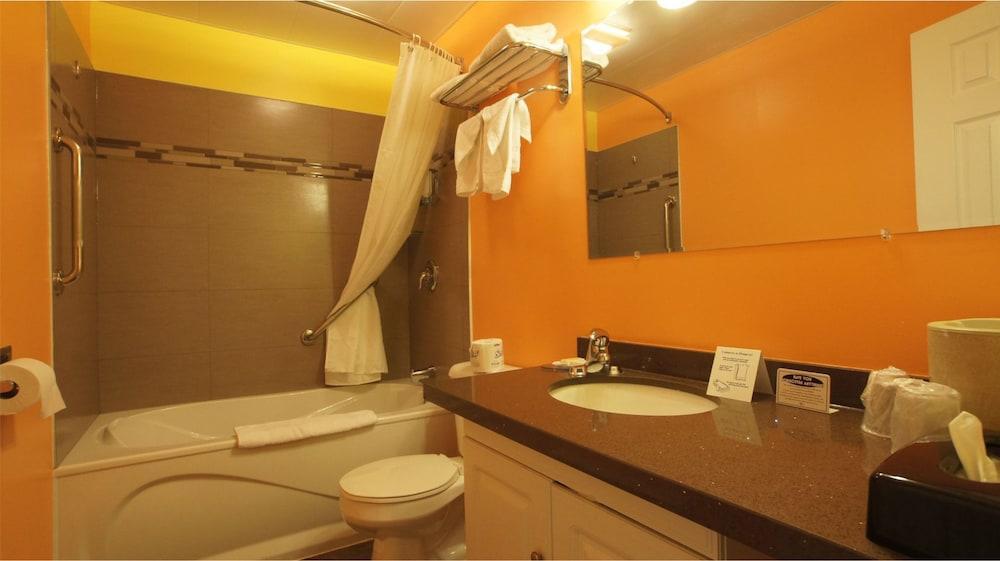 Harmony Inn Годерич Екстериор снимка