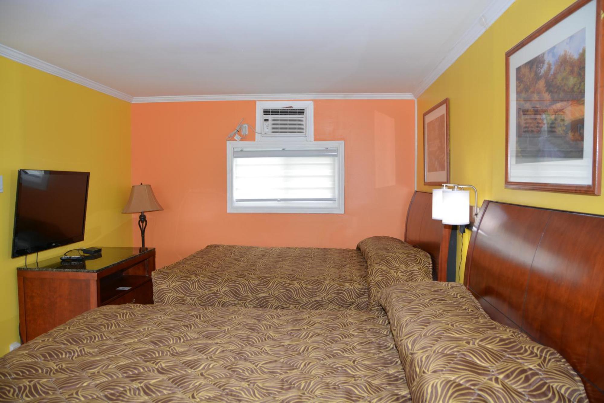 Harmony Inn Годерич Екстериор снимка